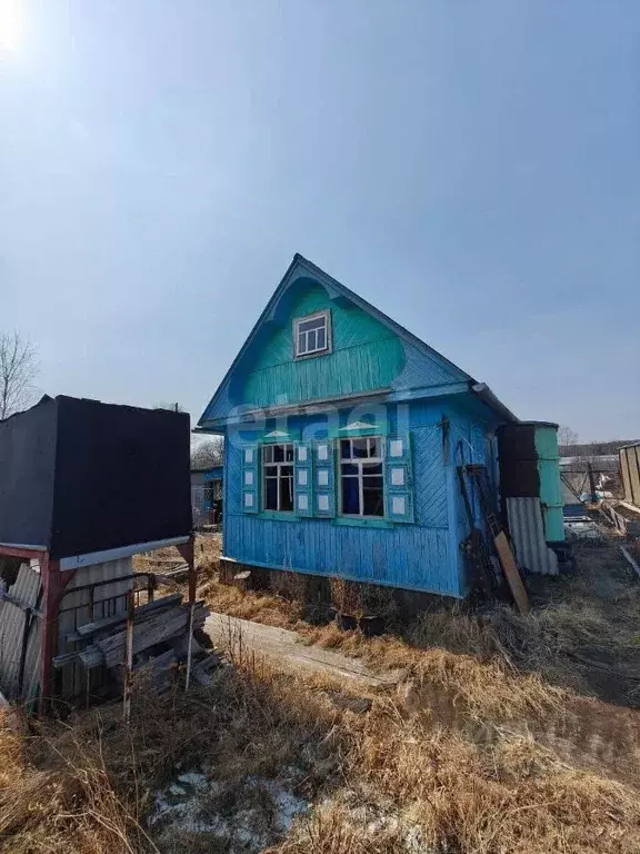 Дом в Хабаровский край, Комсомольск-на-Амуре Строитель СНТ, ул. 6-я, ... - Фото 1