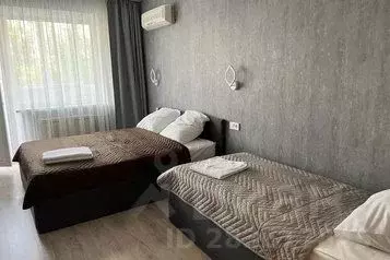 2-к кв. Волгоградская область, Волгоград ул. 39-й Гвардейской Дивизии, ... - Фото 0