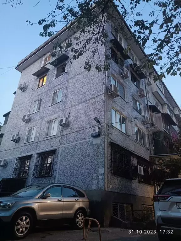 Комната 20 м в 3-к., 1/5 эт. - Фото 0