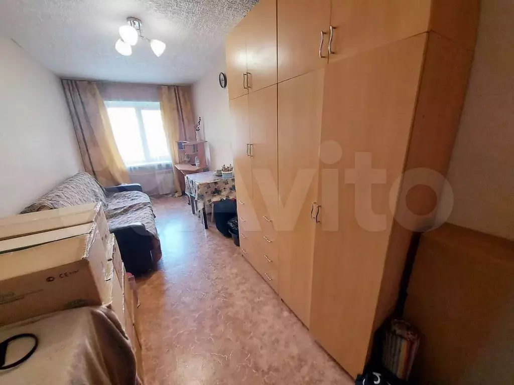 Комната 13 м в 6-к., 2/5 эт. - Фото 1