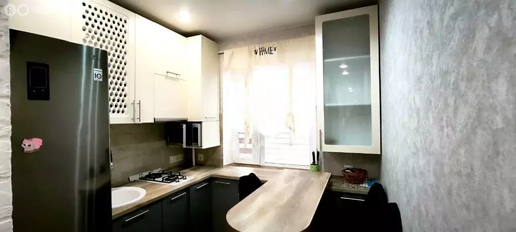 3-комнатная квартира: Керчь, улица Юных Ленинцев, 5 (48 м) - Фото 1