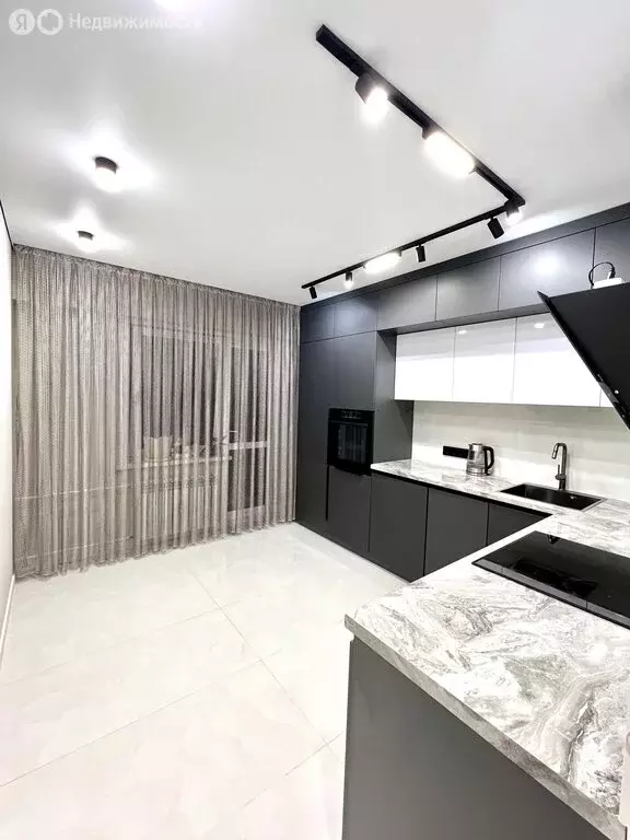 2-комнатная квартира: Иркутск, Красноказачья улица, 23/2 (55 м) - Фото 1