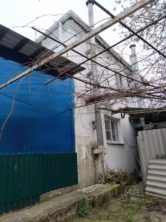 Дом в Краснодарский край, Крымский район, Нижнебаканская ст-ца ... - Фото 1
