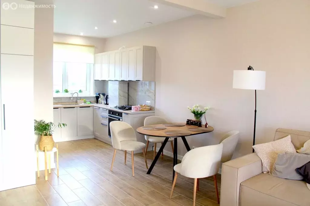 Дом в Буревестник, улица Гагарина (106 м) - Фото 1