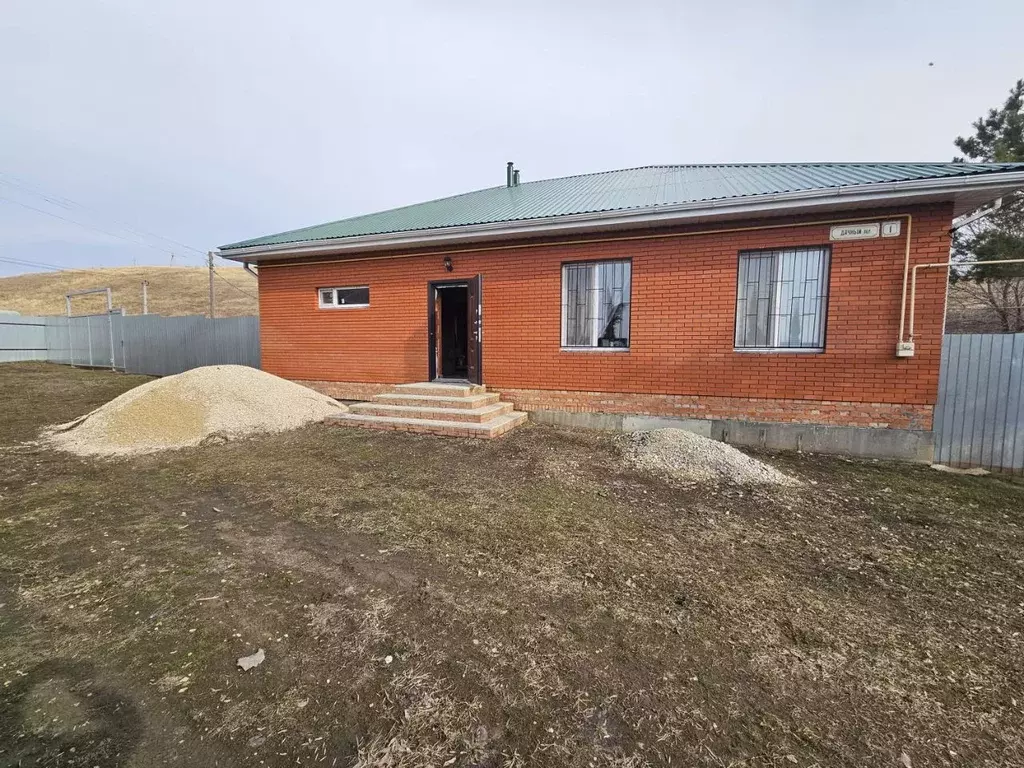 Дом в Саратовская область, д. Долгий Буерак пер. Дачный, 1 (135 м) - Фото 2