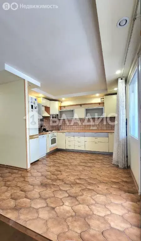 3-комнатная квартира: Волгоград, Закавказская улица, 2А (77.2 м) - Фото 1