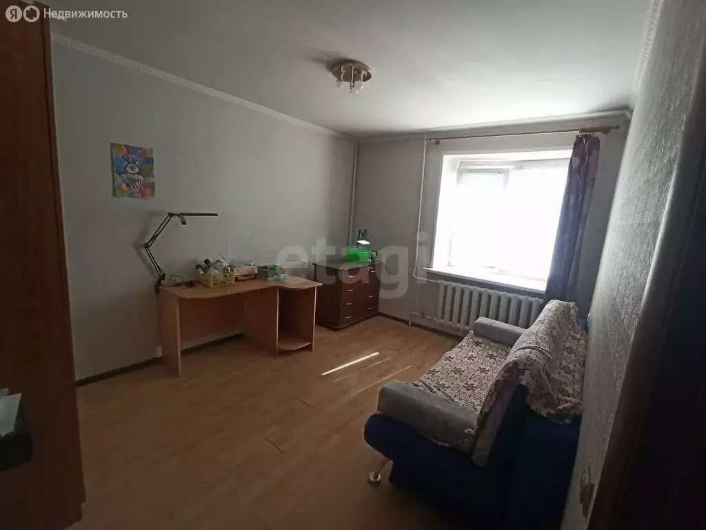 3-комнатная квартира: Курган, жилой район Заозёрный, 3-й микрорайон, ... - Фото 1