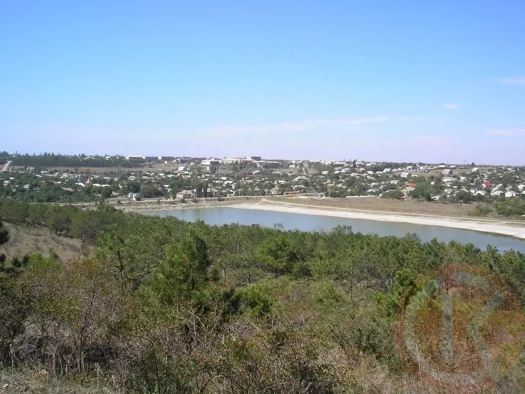 Участок в Крым, Симферопольский район, с. Мирное ул. Вишневая, 1А (6.0 ... - Фото 2
