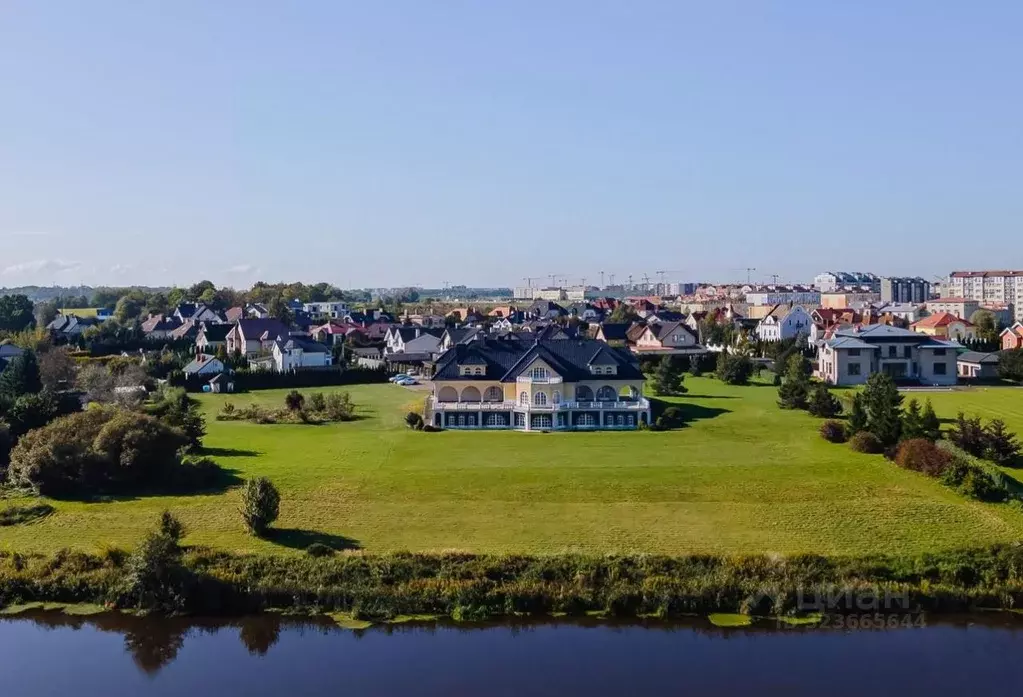 Дом в Калининградская область, Гурьевск ул. Тихая, 25 (1821 м) - Фото 1