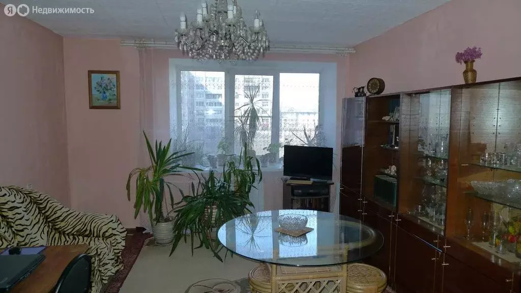 3-комнатная квартира: Хабаровск, квартал ДОС, 51 (58.3 м) - Фото 1