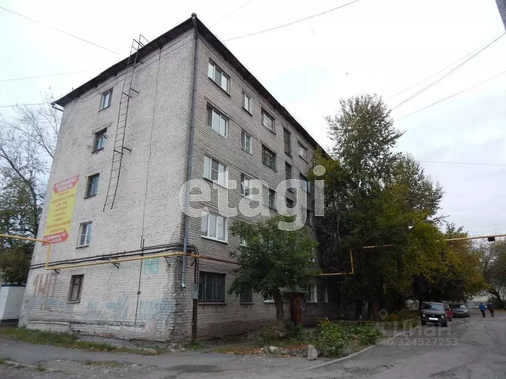 Комната Курганская область, Курган ул. Куйбышева, 140 (12.5 м) - Фото 1