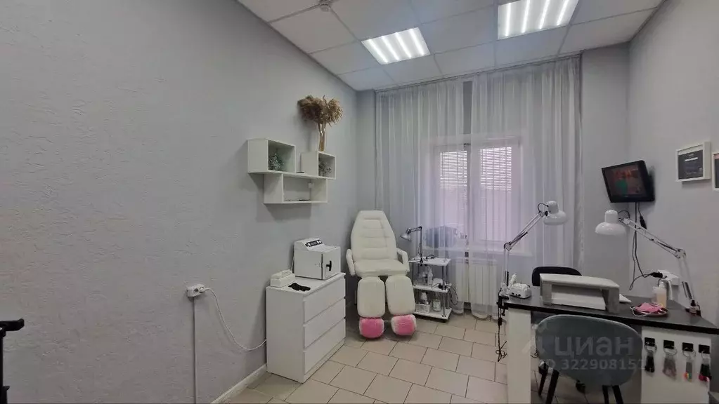 Помещение свободного назначения в Красноярский край, Красноярск ... - Фото 1