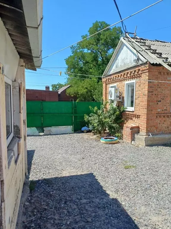 Дом в Ростовская область, Азовский район, Кагальницкое с/пос, с. ... - Фото 0