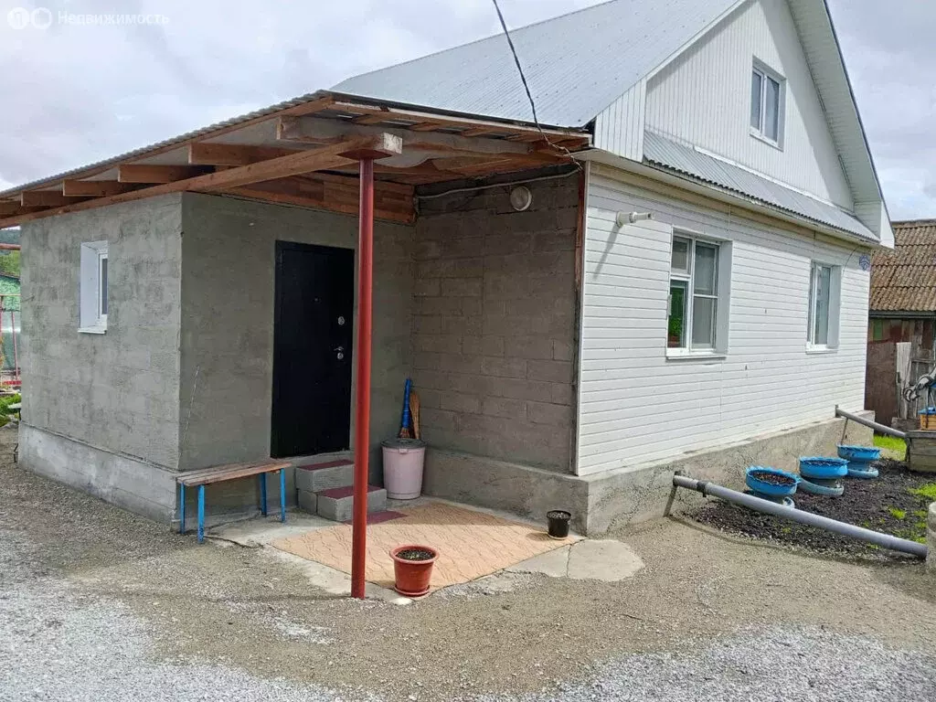 Дом в Миасс, улица Дунаевского, 40 (110 м) - Фото 1
