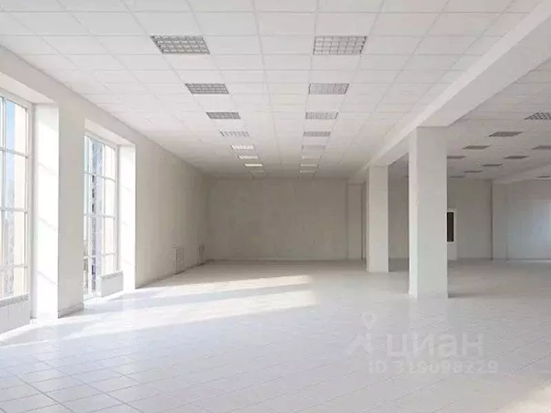 Помещение свободного назначения в Ивановская область, Иваново ул. ... - Фото 1