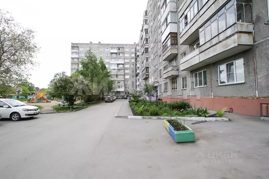 3-к кв. Новосибирская область, Новосибирск ул. Кропоткина, 130/1 (60.9 ... - Фото 0
