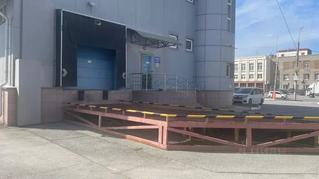 Склад в Новосибирская область, Новосибирск Станционная ул., 15/2 (735 ... - Фото 0