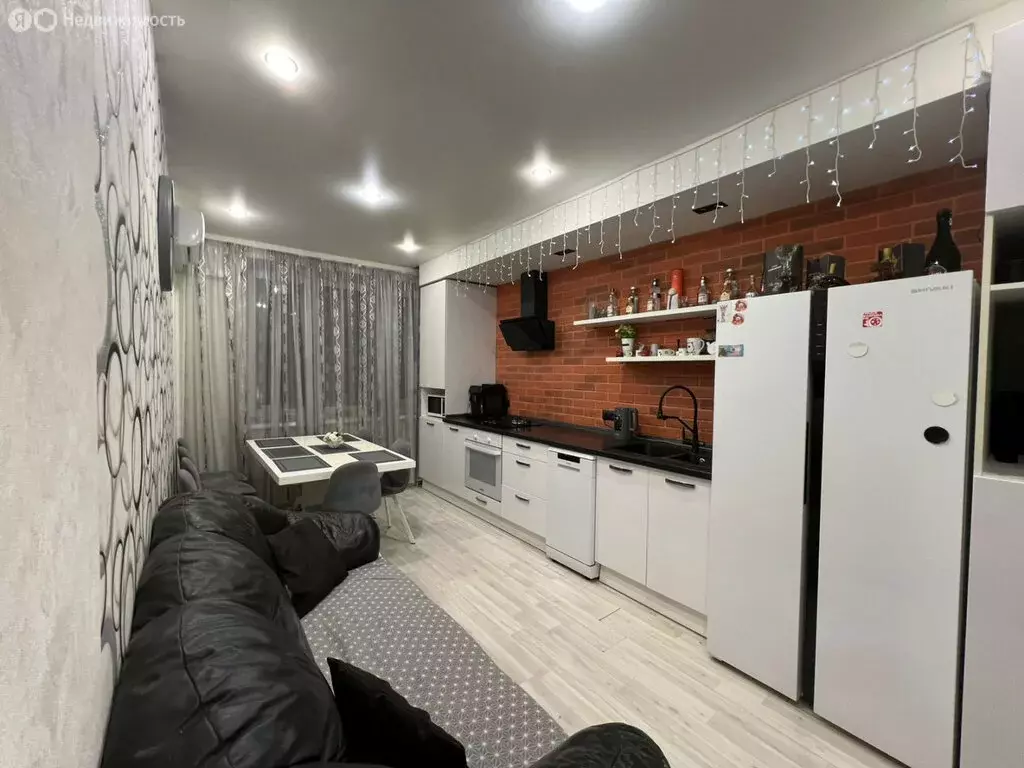 3-комнатная квартира: Ярославль, посёлок Тверицы, улица Стопани, 46к2 ... - Фото 2