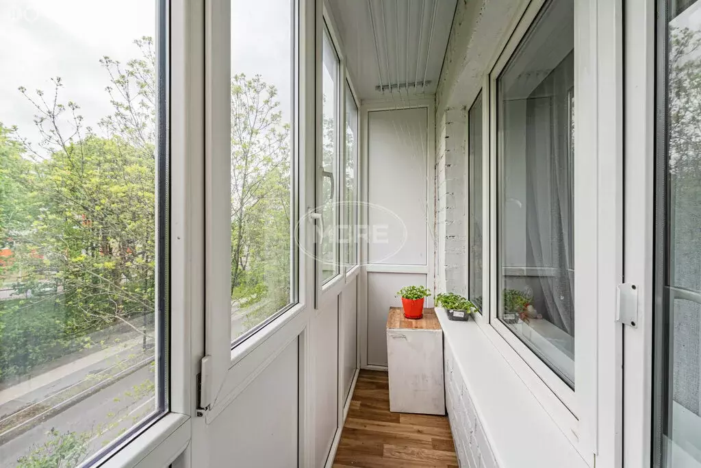 3-комнатная квартира: Калининград, улица Дмитрия Донского, 32 (60.4 м) - Фото 2