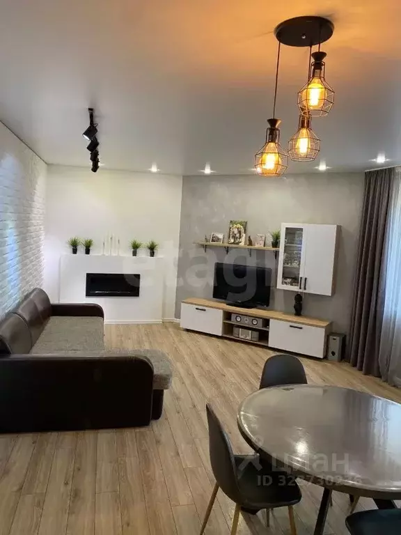 2-к кв. Ставропольский край, Ставрополь ул. Рогожникова, 17 (70.0 м) - Фото 0