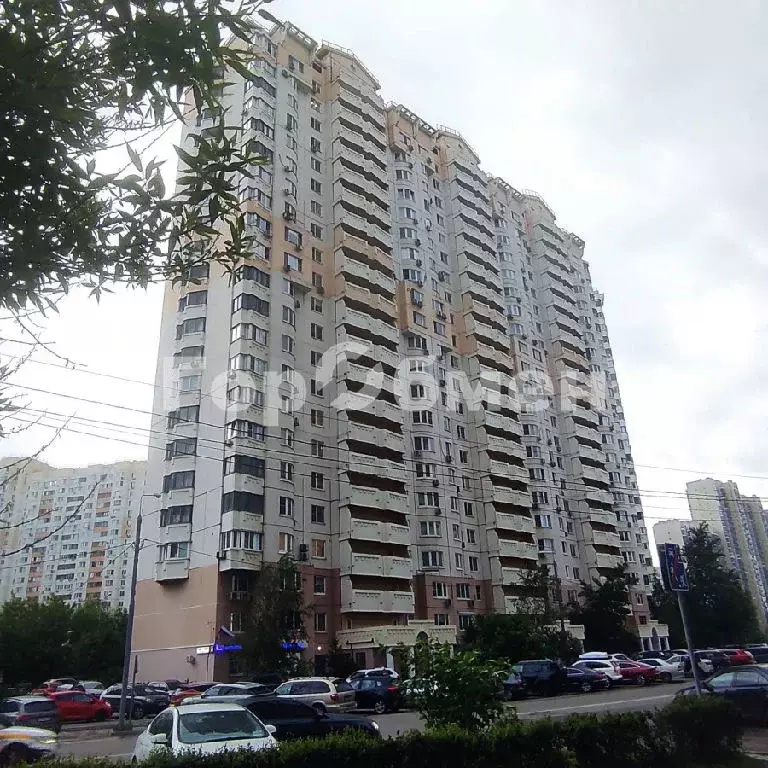 Продается 4-комнатная квартира - Фото 1