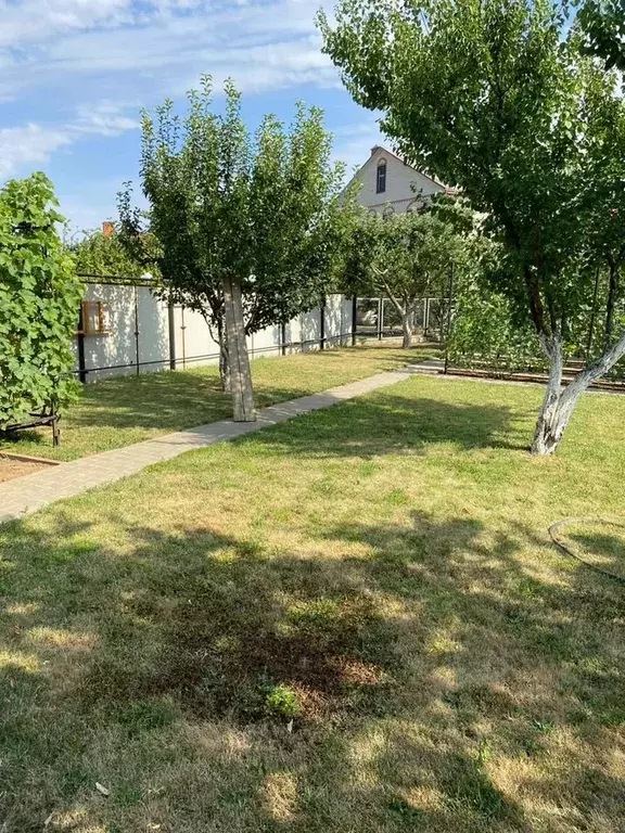 Участок в Ростовская область, Волгодонск Манычская ул. (6.0 сот.) - Фото 1