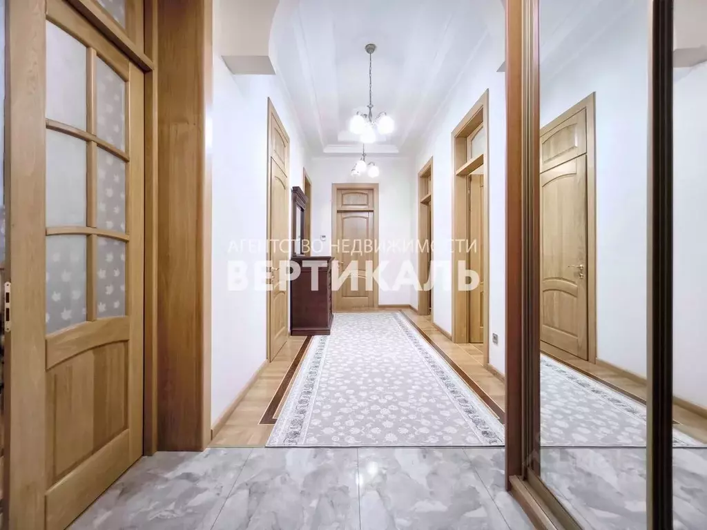 3-к кв. Москва Тверская ул., 12С8 (150.0 м) - Фото 0