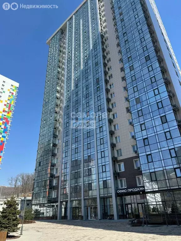 2-комнатная квартира: Владивосток, улица Зелёный Бульвар, 21 (52.1 м) - Фото 2