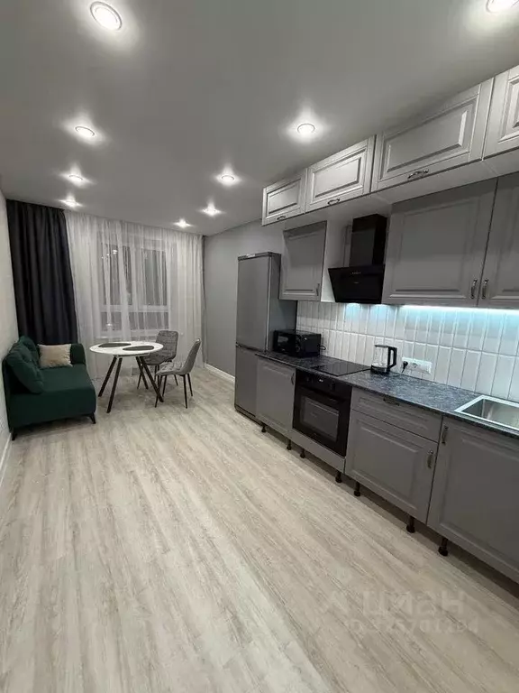 1-к кв. Новосибирская область, Новосибирск Закаменский мкр, 21 (42.0 ... - Фото 1