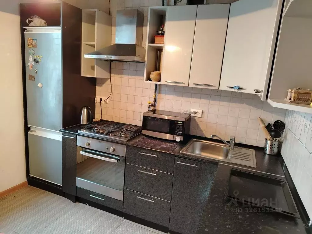 3-к кв. Санкт-Петербург 15-я Васильевского острова линия, 48 (60.3 м) - Фото 1