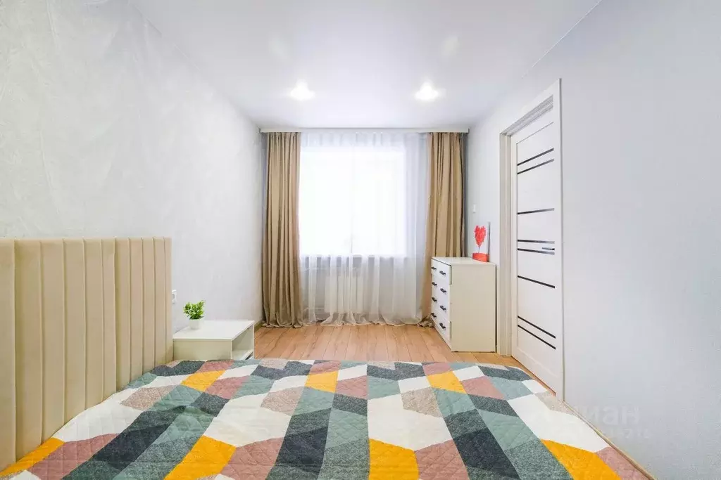 2-к кв. Новосибирская область, Новосибирск Новогодняя ул., 17 (50.0 м) - Фото 0