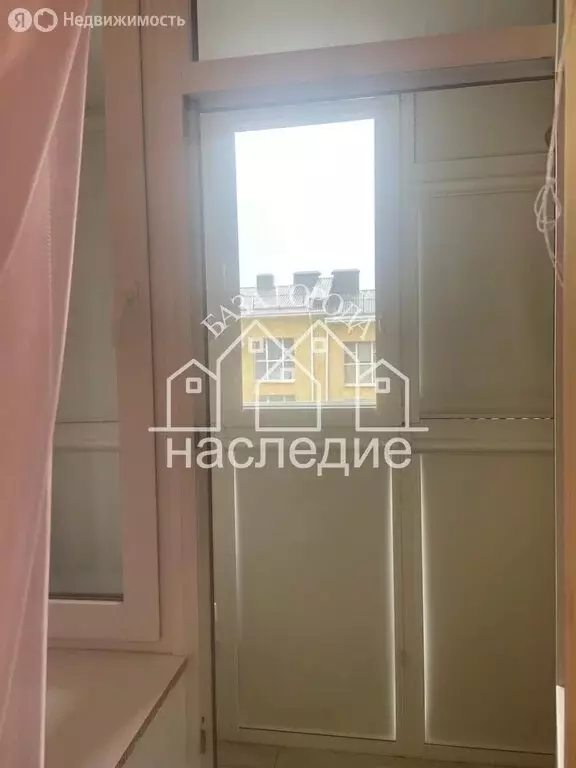 2-комнатная квартира: Михайловск, улица Владислава Листьева, 3 (45 м) - Фото 0