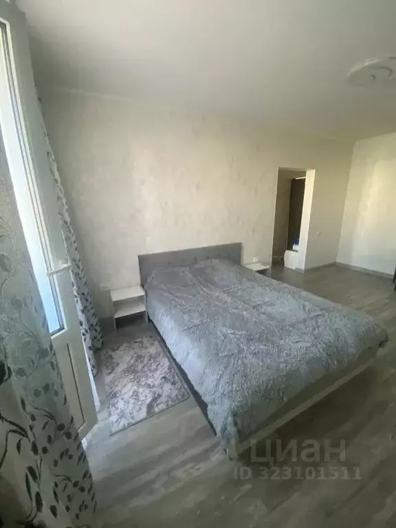 1-к кв. Курская область, Курск просп. Вячеслава Клыкова, 1 (36.0 м) - Фото 1