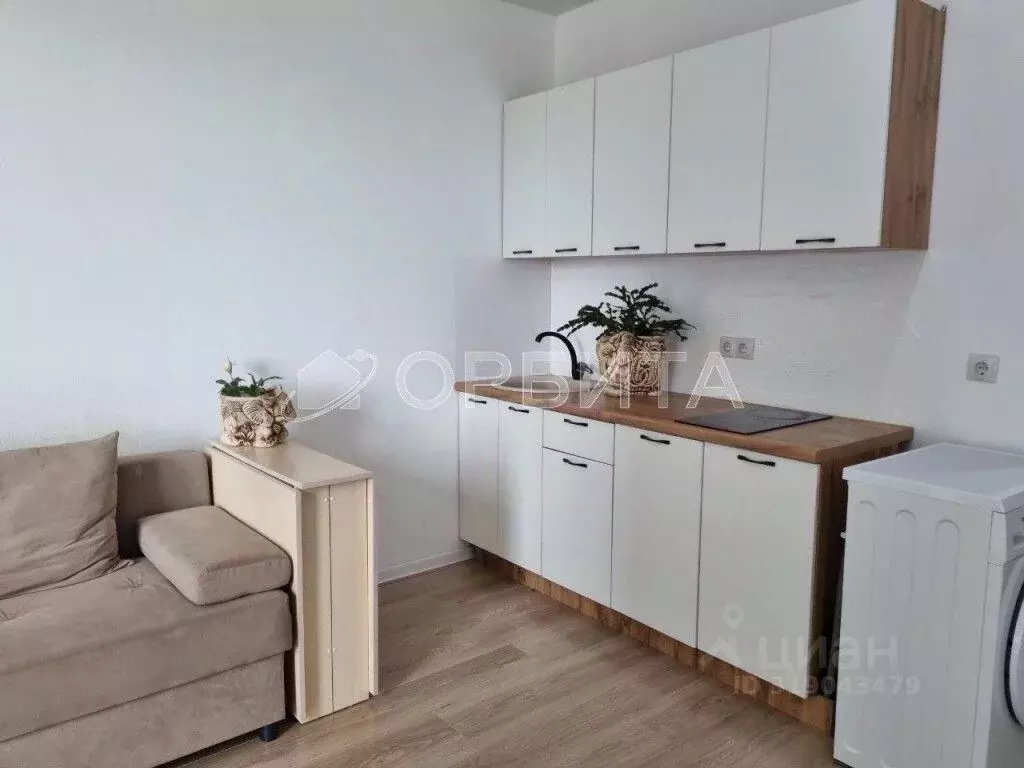 Студия Тюменская область, Тюмень Полевая ул., 117к5 (25.0 м) - Фото 1