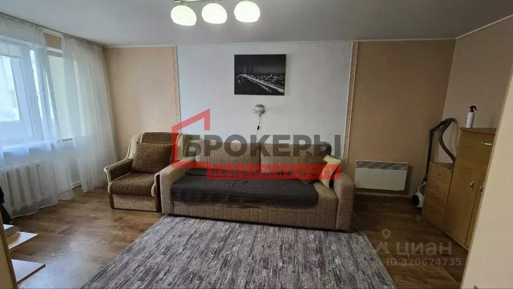 1-к кв. Севастополь ул. Адмирала Октябрьского, 15 (30.7 м) - Фото 0