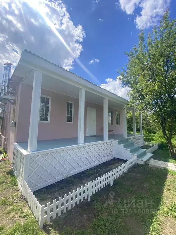 Дом в Волгоградская область, Кумылженский район, Букановская ст-ца ... - Фото 1