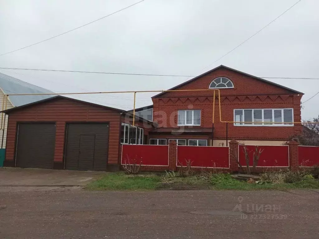 Дом в Башкортостан, Бирск Молодогвардейская ул., 28 (109 м) - Фото 1