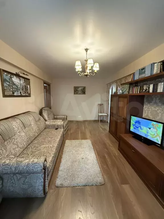 3-к. квартира, 55 м, 5/5 эт. - Фото 1