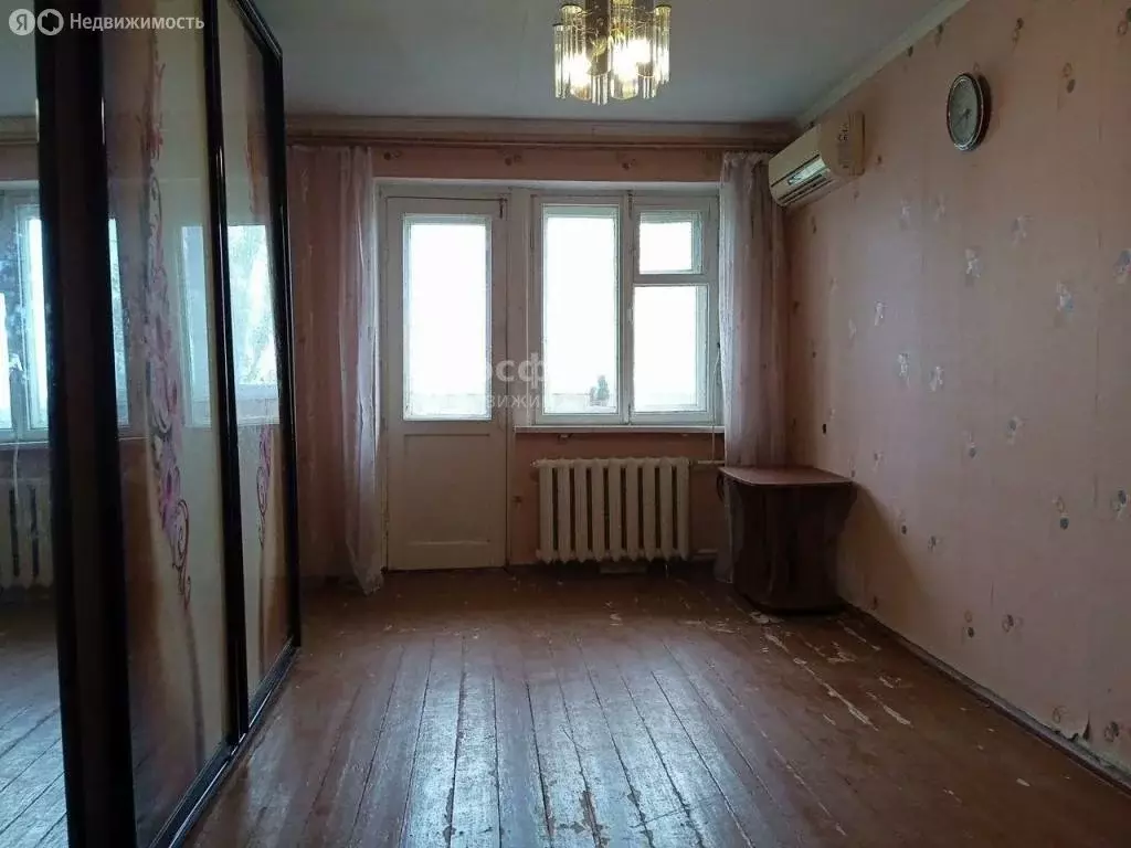 1-комнатная квартира: посёлок городского типа Приморский, улица ... - Фото 1