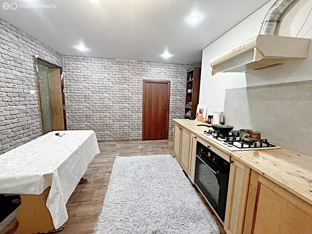 Дом в Белореченск, Центральная площадь (85 м) - Фото 1