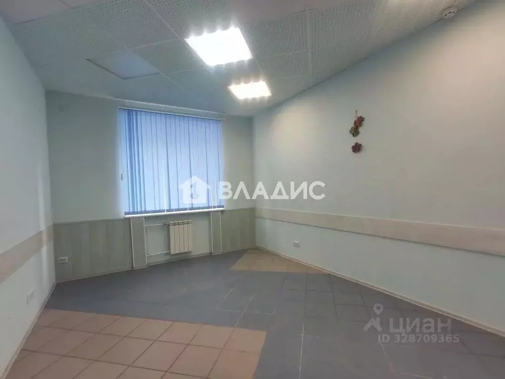 Офис в Коми, Сыктывкар Первомайская ул., 90 (18 м) - Фото 1