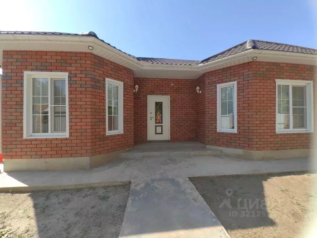 Дом в Оренбургская область, Оренбург Комсомольская ул., 171А (117 м) - Фото 2