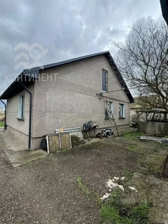 Дом в Крым, Сакский район, с. Добрушино ул. Ленина (80 м) - Фото 1