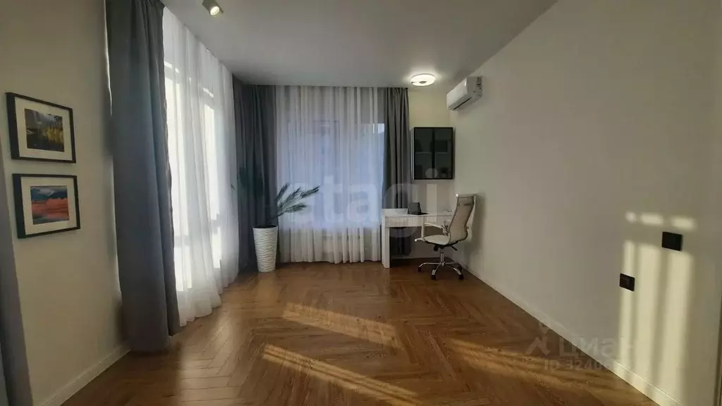 2-к кв. Ставропольский край, Ставрополь просп. Российский, 12к1 (80.1 ... - Фото 0