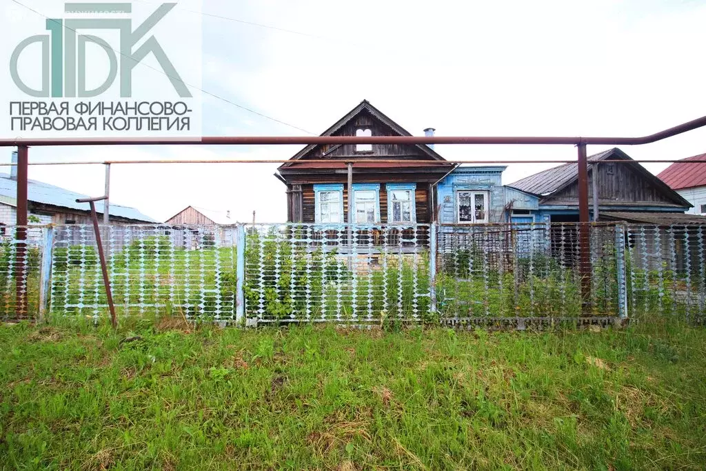 Дом в Нижегородская область, городской округ Арзамас, село Красное (45 ... - Фото 1