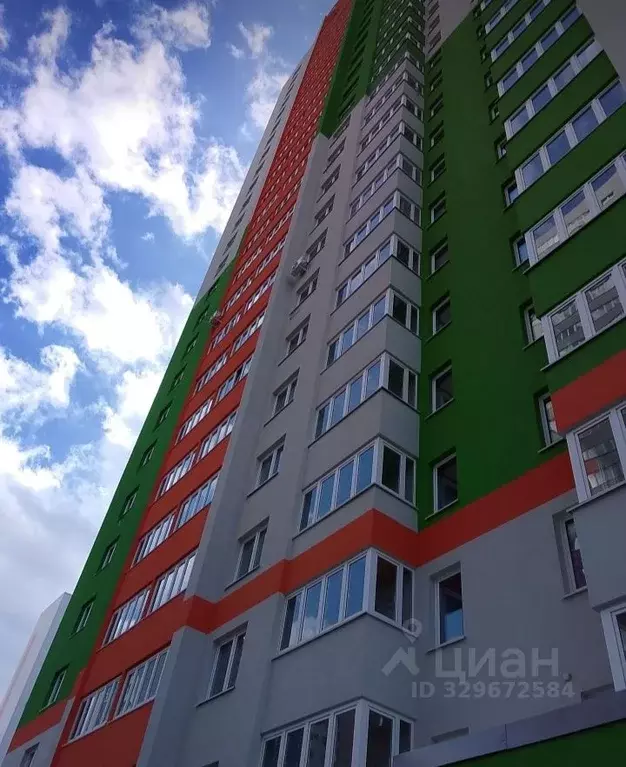 2-к кв. Башкортостан, Уфа ул. имени Фронтовых Бригад, 15/1 (40.0 м) - Фото 1