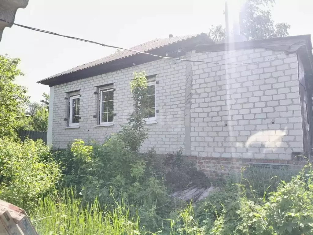 Дом в Белгородская область, Алексеевский муниципальный округ, с. ... - Фото 1