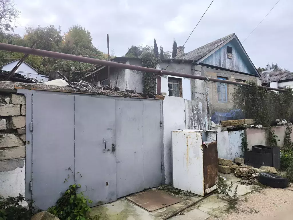 Дом в Севастополь, Севастополь, Балаклава г. ул. Василия Жукова, 49 ... - Фото 1