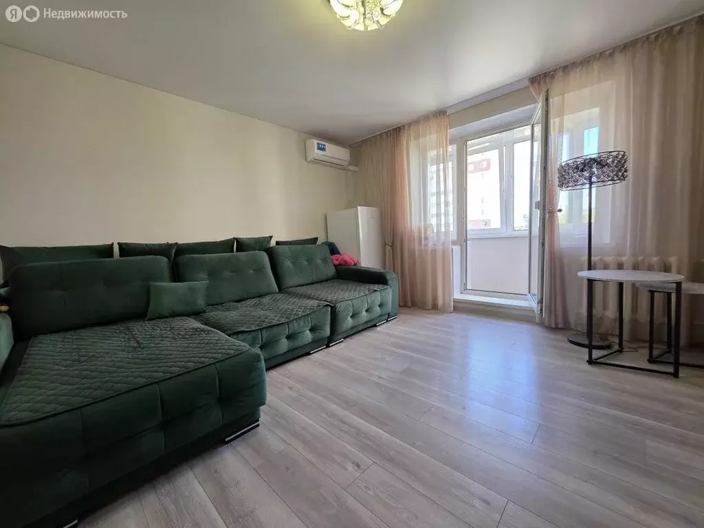2-комнатная квартира: Чебаркуль, улица Карпенко, 4А (51.7 м) - Фото 1