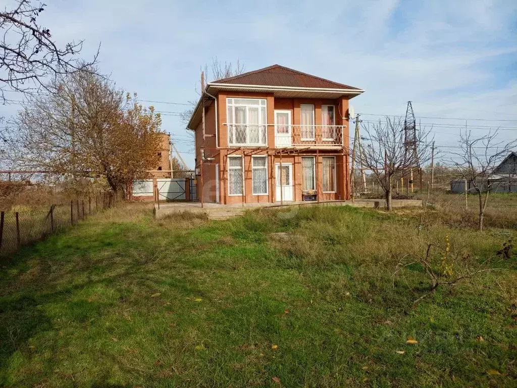 Дом в Краснодарский край, Темрюкский район, Вышестеблиевское с/пос, ... - Фото 1